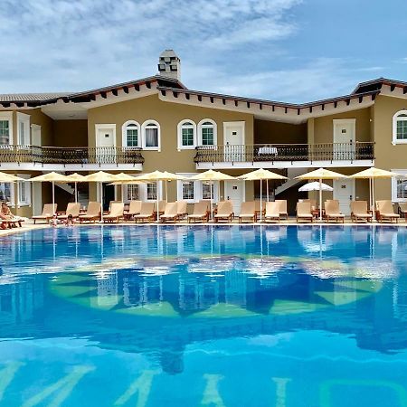 Palmanova Resort Mirash Exteriör bild